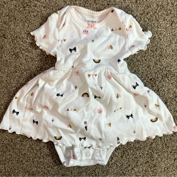 Carter's Other - Carter’s Ultra Soft Baby Girl Onesie Dress EUC size 3
months 

Bun MM